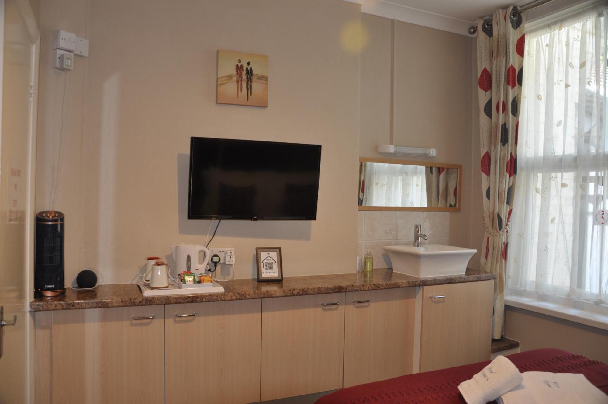 Hotel Peppers Торки Экстерьер фото